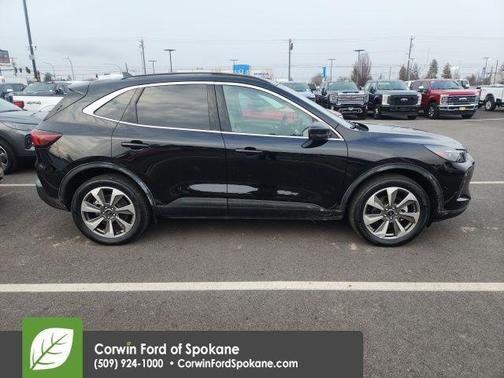 2025 Ford Escape Platinum