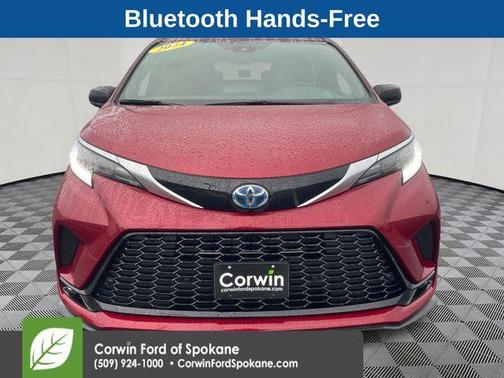 2024 Toyota Sienna XSE 7 Passenger