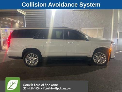 2022 Cadillac Escalade ESV Luxury