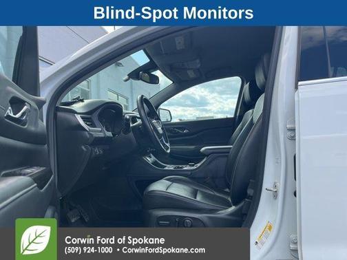 Summit White 2023 GMC Acadia SLT