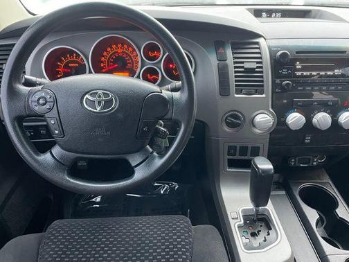 2013 Toyota Tundra Grade