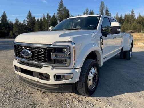 2023 Ford F-450 LIMITED