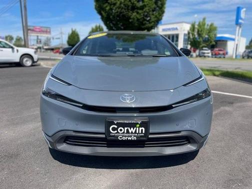 2023 Toyota Prius LE