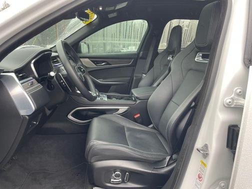 2023 Jaguar F-PACE R-Dynamic S