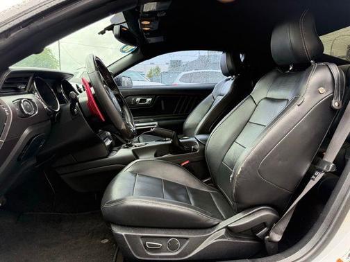 Oxford White 2016 Ford Mustang GT Premium
