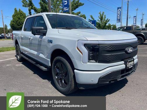 2025 Ford F-150 Lightning Flash