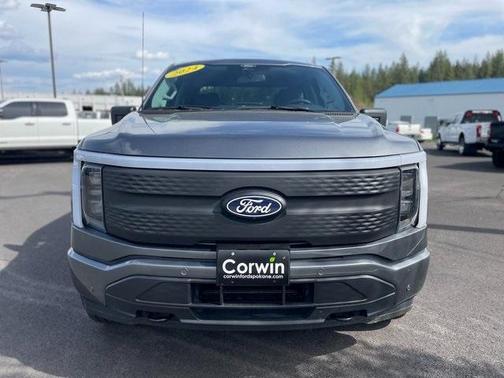 2024 Ford F-150 Lightning Flash