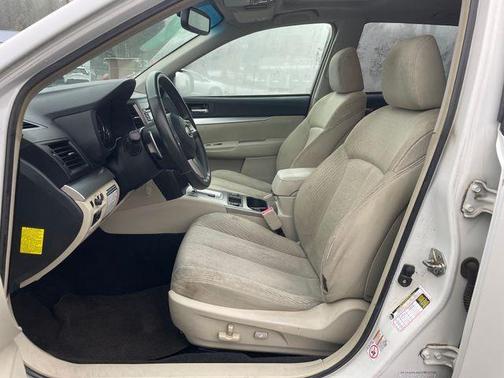 2011 Subaru Outback 2.5i Premium