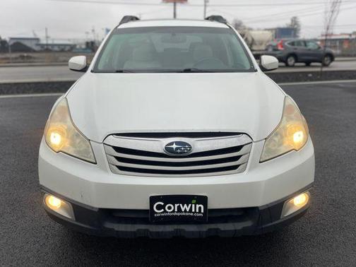 2011 Subaru Outback 2.5i Premium