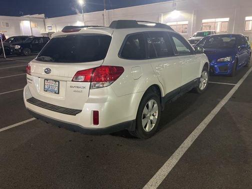 2011 Subaru Outback 2.5i Premium