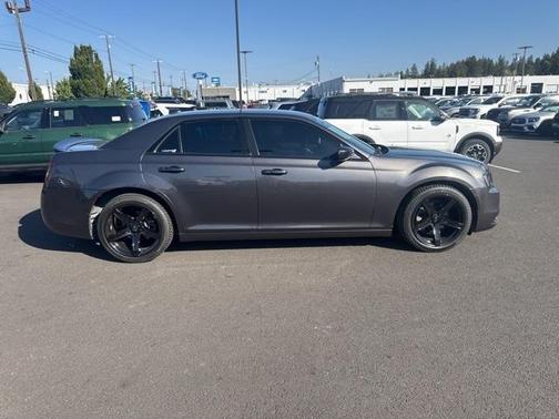 2018 Chrysler 300 S