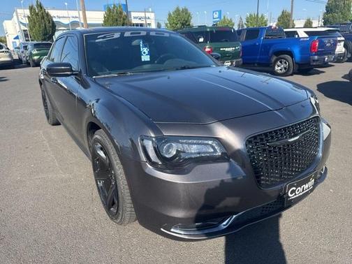 2018 Chrysler 300 S
