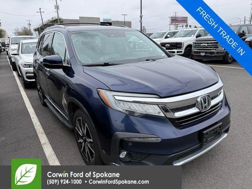 Obsidian Blue Pearl 2019 Honda Pilot Touring 8-Passenger
