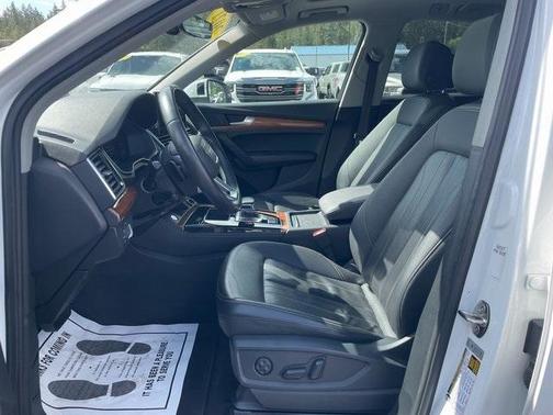 2021 Audi Q5 40 Premium Plus