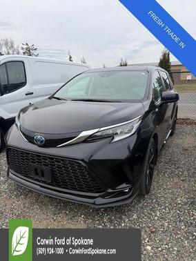 2022 Toyota Sienna XSE