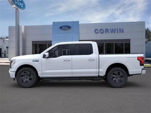2025 Ford F-150 Lightning LARIAT