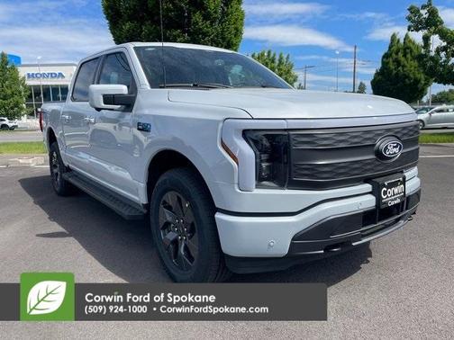 2025 Ford F-150 Lightning LARIAT