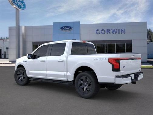 2025 Ford F-150 Lightning LARIAT