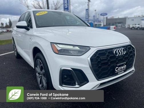 2023 Audi Q5 45 S line quattro Premium