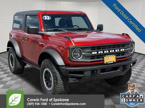 Hot Pepper Red Metallic Tinted Clearcoat 2023 Ford Bronco Black Diamond