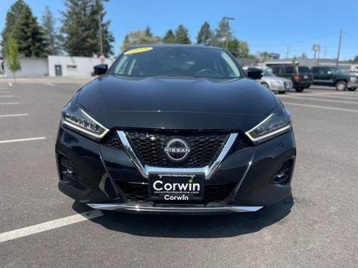 2023 Nissan Maxima Platinum