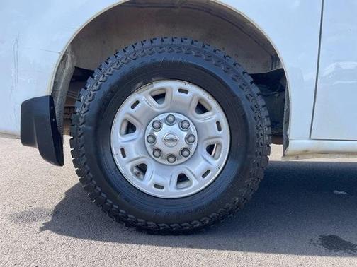 2013 Nissan NV Cargo NV2500 HD S V6/S V8