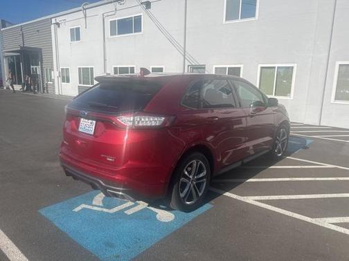 2017 Ford Edge Sport