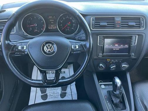 2017 Volkswagen Jetta 1.4T SE