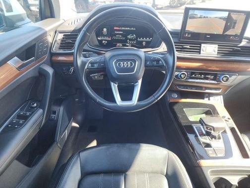2023 Audi Q5 45 S line quattro Premium