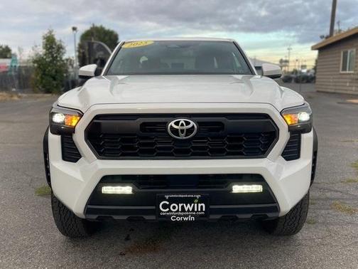 2025 Toyota Tacoma TRD Off Road