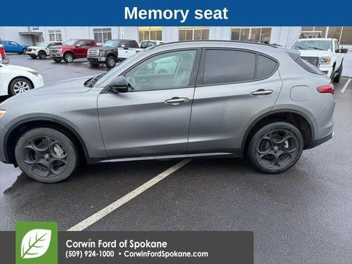 2018 Alfa Romeo Stelvio Base