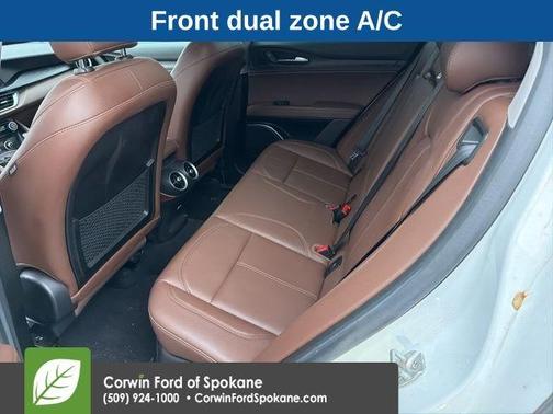 2018 Alfa Romeo Stelvio Base