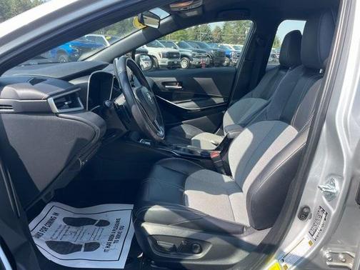 2022 Toyota Corolla Hatchback XSE