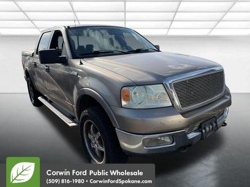 Arizona Beige Clearcoat Metallic 2005 Ford F-150 XLT SuperCrew