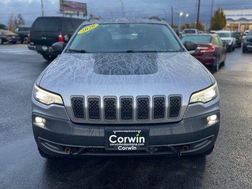 2020 Jeep Cherokee Trailhawk