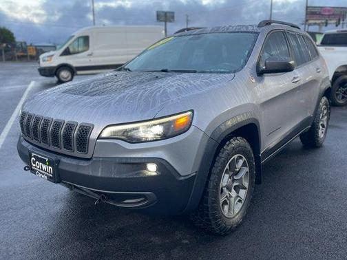 2020 Jeep Cherokee Trailhawk