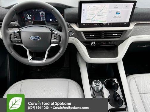 Star White 2026 Ford Explorer Platinum
