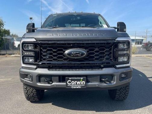 2025 Ford F-350 Lariat Super Duty