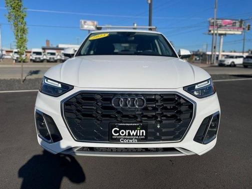 2023 Audi Q5 45 S line quattro Premium