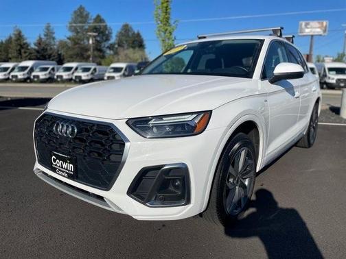 2023 Audi Q5 45 S line quattro Premium