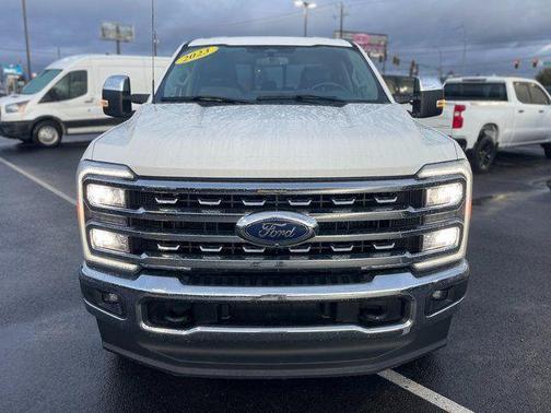 2023 Ford F-350 Lariat Super Duty