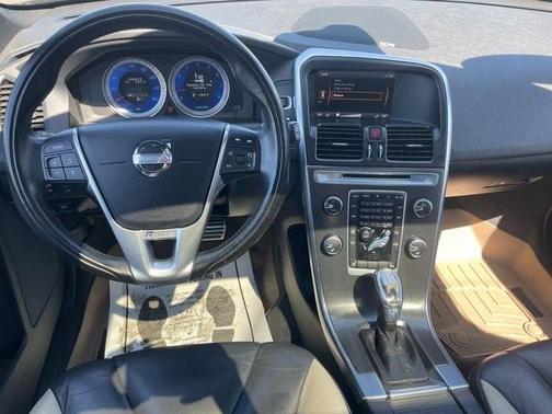 2013 Volvo XC60 T6 R-Design