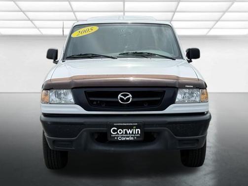 Classic White 2005 Mazda B3000 Base