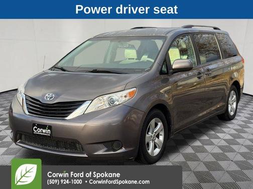 2014 Toyota Sienna LE