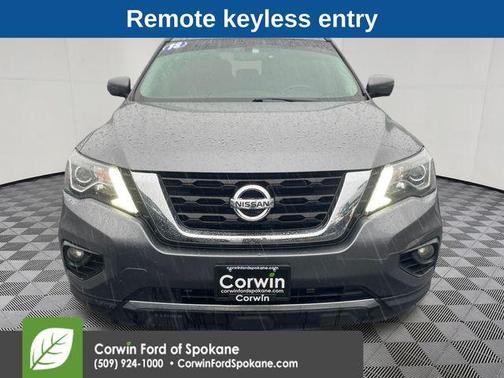 2018 Nissan Pathfinder Platinum