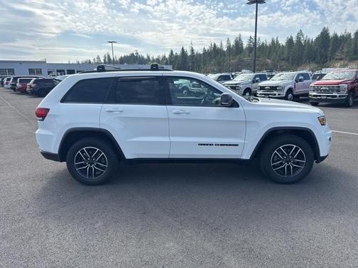 2019 Jeep Grand Cherokee Trailhawk