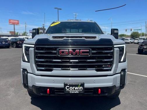2024 GMC Sierra 2500 AT4