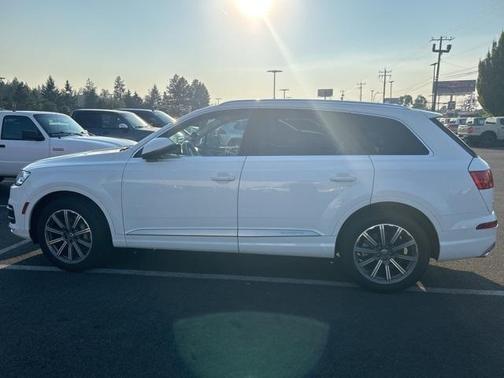 2018 Audi Q7 2.0T Premium Plus