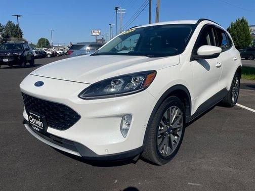 2020 Ford Escape Titanium