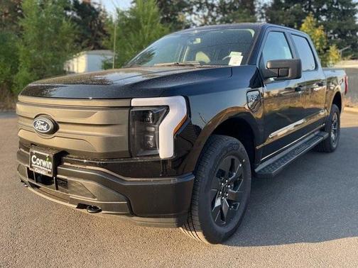 2025 Ford F-150 Lightning Pro